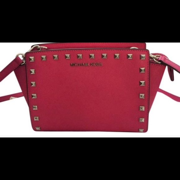 Michael Kors Crossbody - Picture 2 of 2